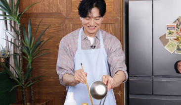 料理をする生田斗真