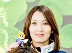 茶髪ロングの吉村紗也香