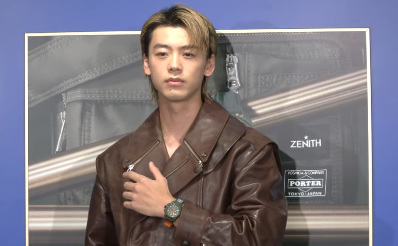 ゼニスの腕時計をつけている竹内涼真